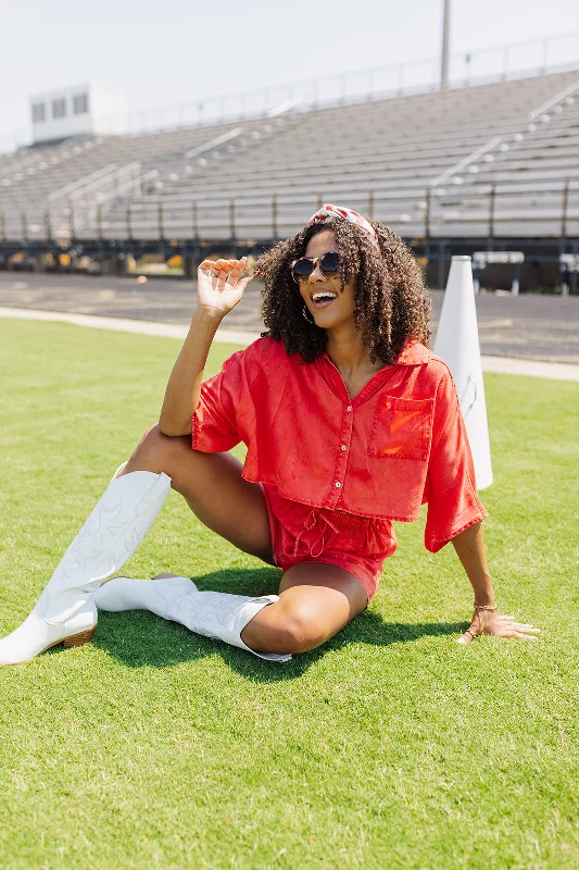 Weekend Deal Rain Or Shine Top - Red