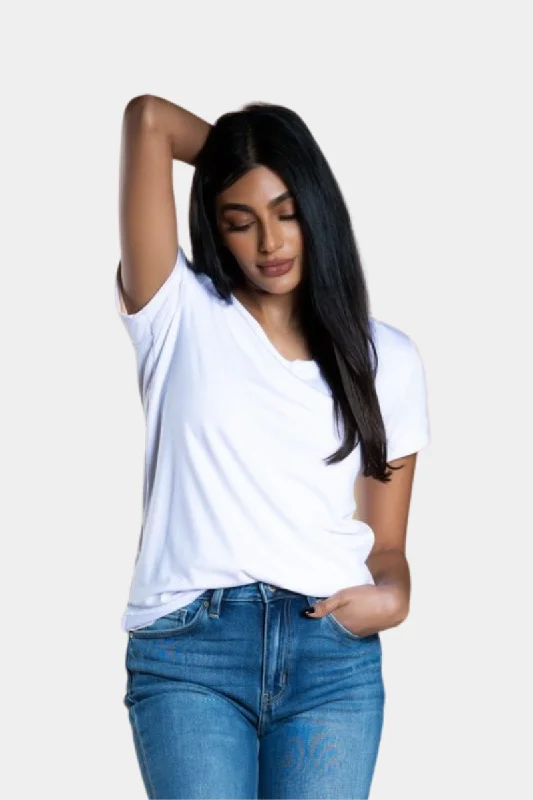 Daily Special Brigitte Brianna Non See-Through Favorite V-Neck Basic Tee