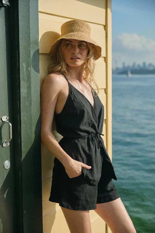 Season Finale Sale Astrid Top // Black Pigment