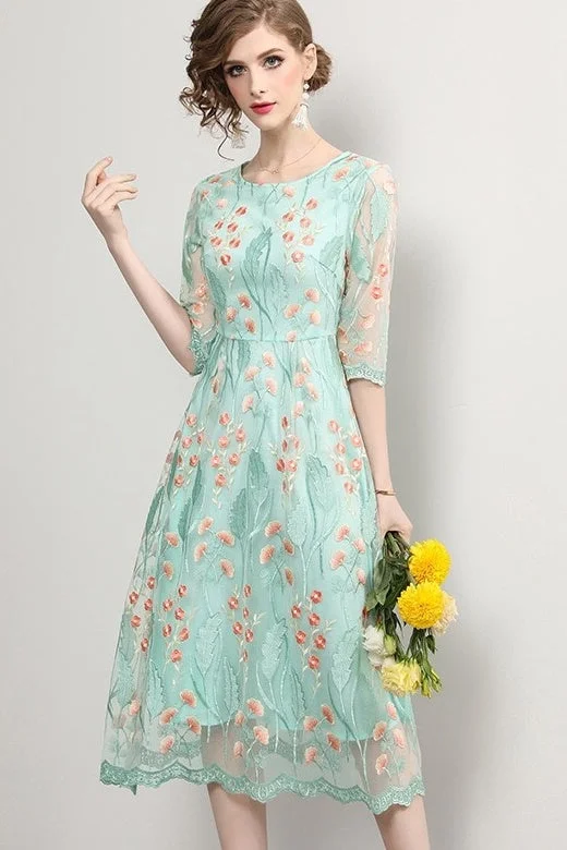 Weekend Deals That Please Floral Embroidered Dress W/ Lace Hem