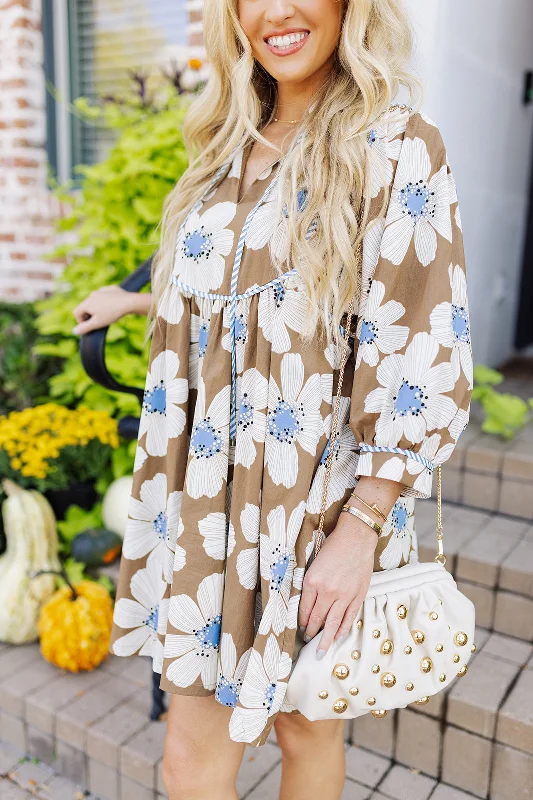 Weekend Specials to Indulge In Friendly Florals Dress - Brown