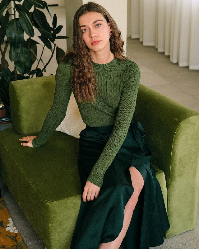 Weekend Discounts to Delight The Round Neck Ribbed Knit Sweater