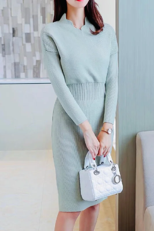 Early Access Scallop V Neck Sweater Dress