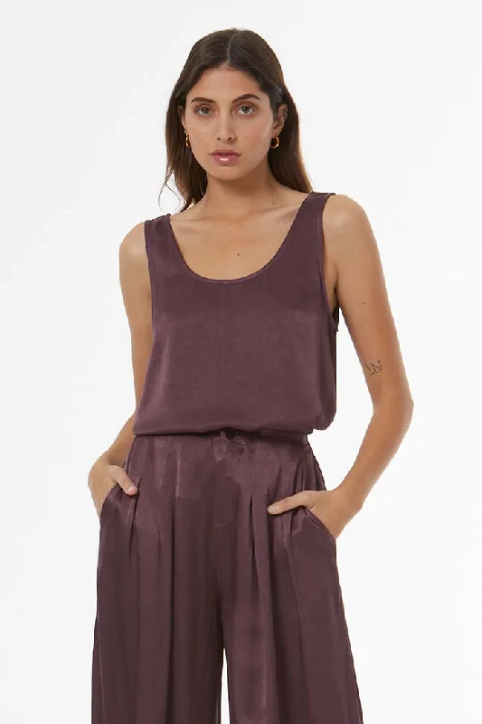Weekend Deals That Amaze Dana Scoop Tank // Raisin