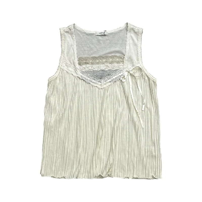 Can't Resist Lace Trim Tank